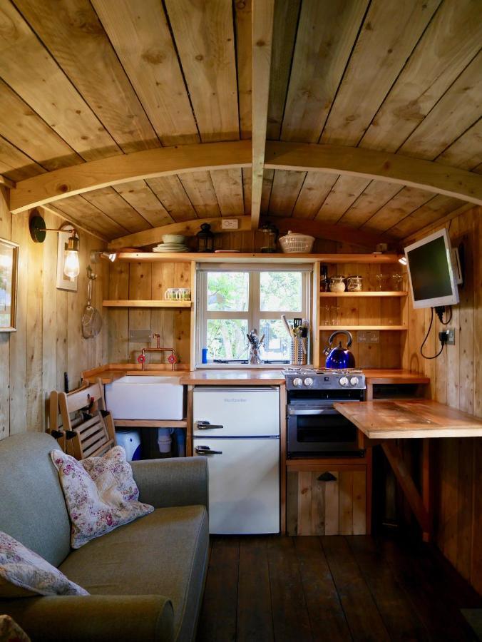 The Wayside Shepherd Hut Бьюли Экстерьер фото